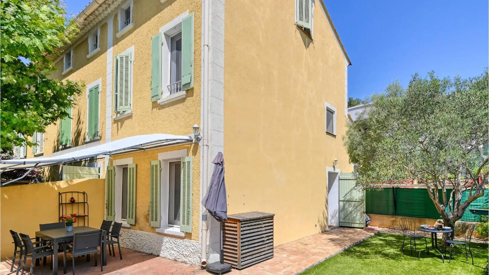 Holiday home Nice Home In Sanary-Sur-Mer With Wifi France