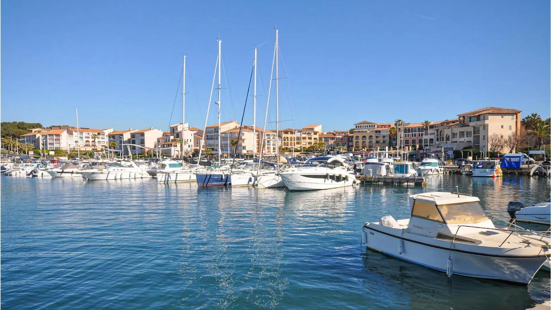 Nice Home In Sanary-Sur-Mer With Wifi 0*,
