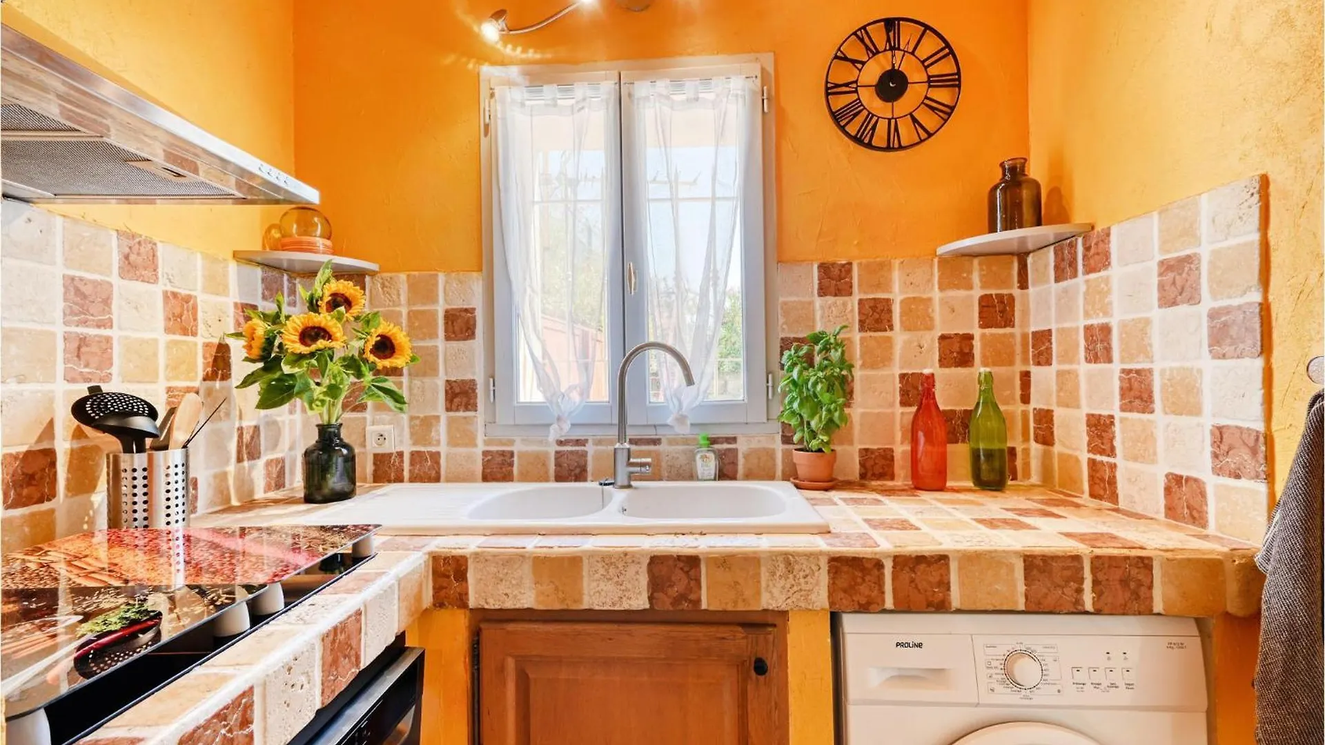 Nice Home In Sanary-Sur-Mer With Wifi Holiday home