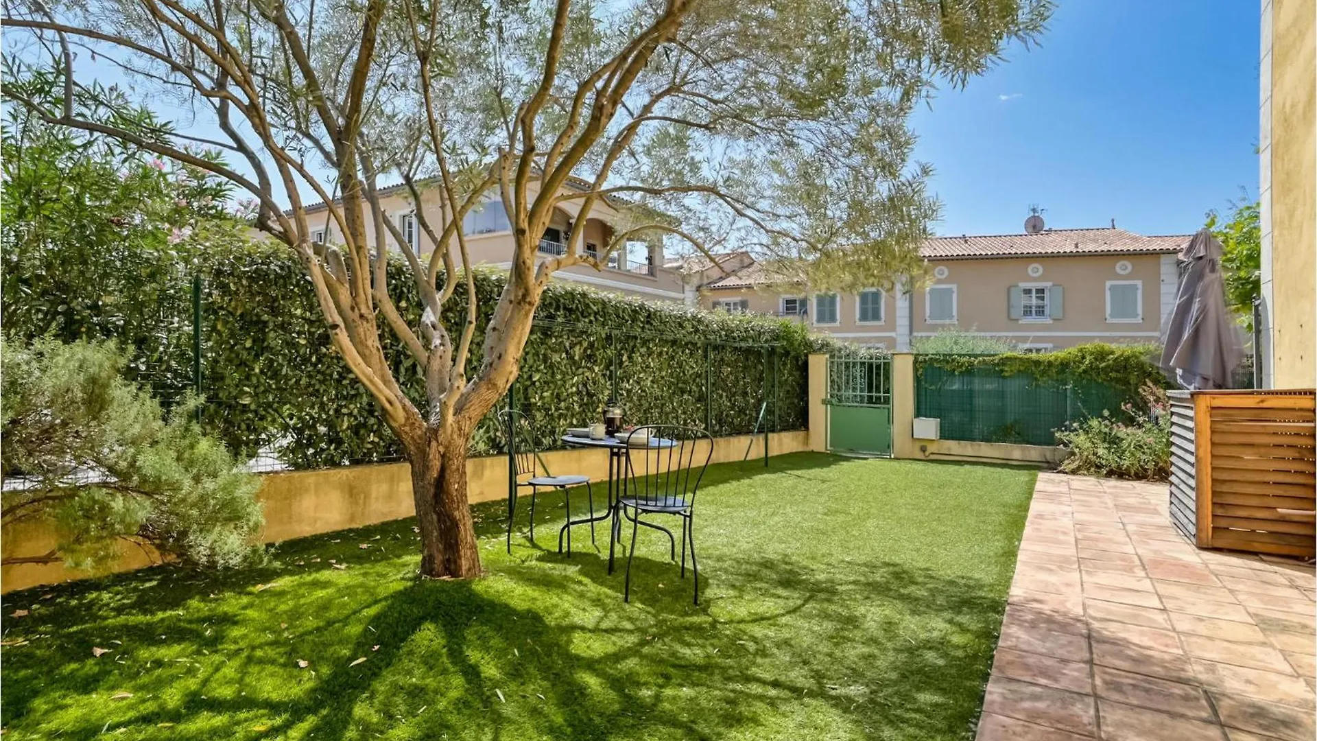 Nice Home In Sanary-Sur-Mer With Wifi